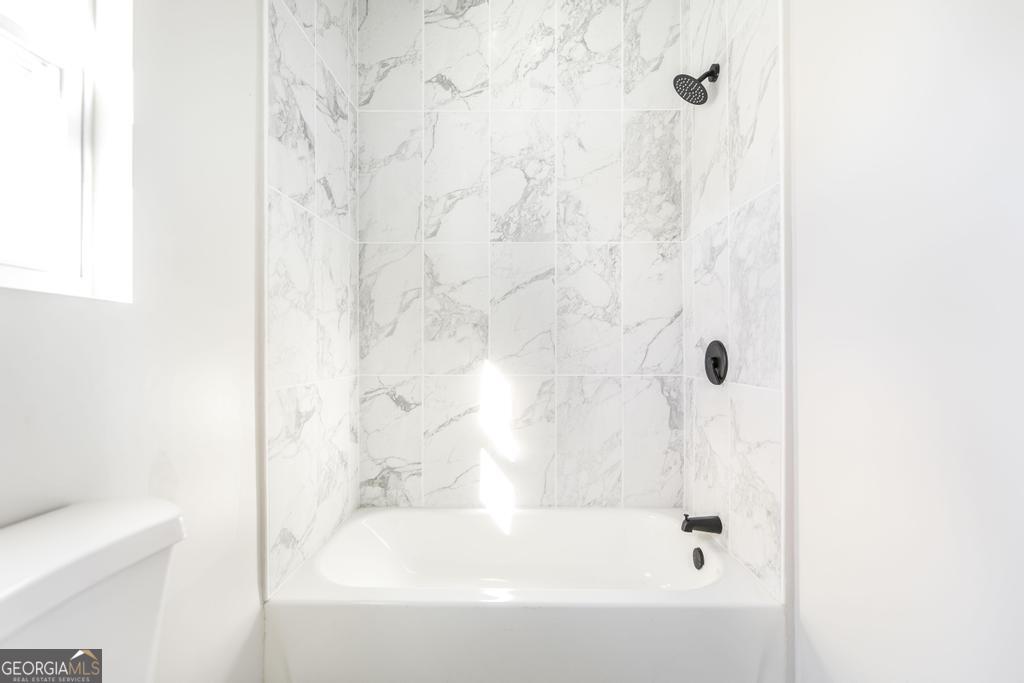 1635 2nd Street Property Photo 11
