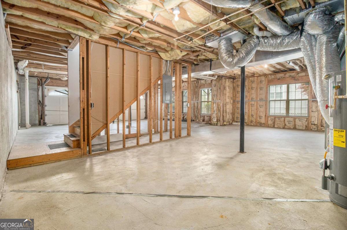 6028 Connaught Drive Se Property Photo 24