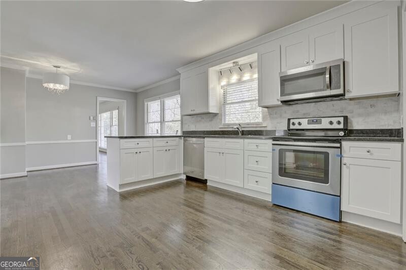 1195 Mount Paran Road Nw Property Photo 7