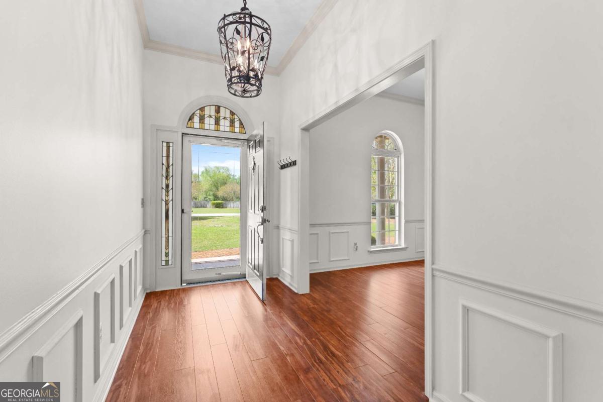 512 Fox Court Path Property Photo 2