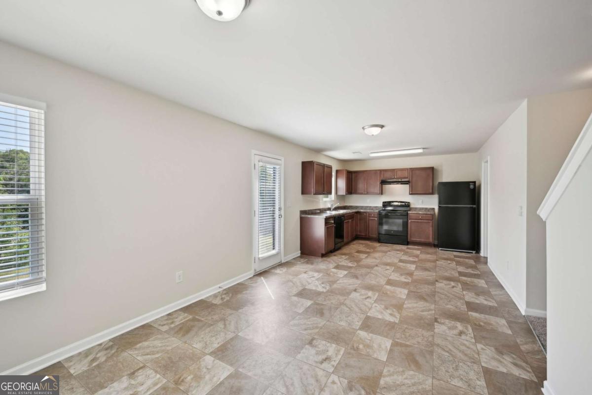 5675 Laurel Ridge Circle Property Photo 13