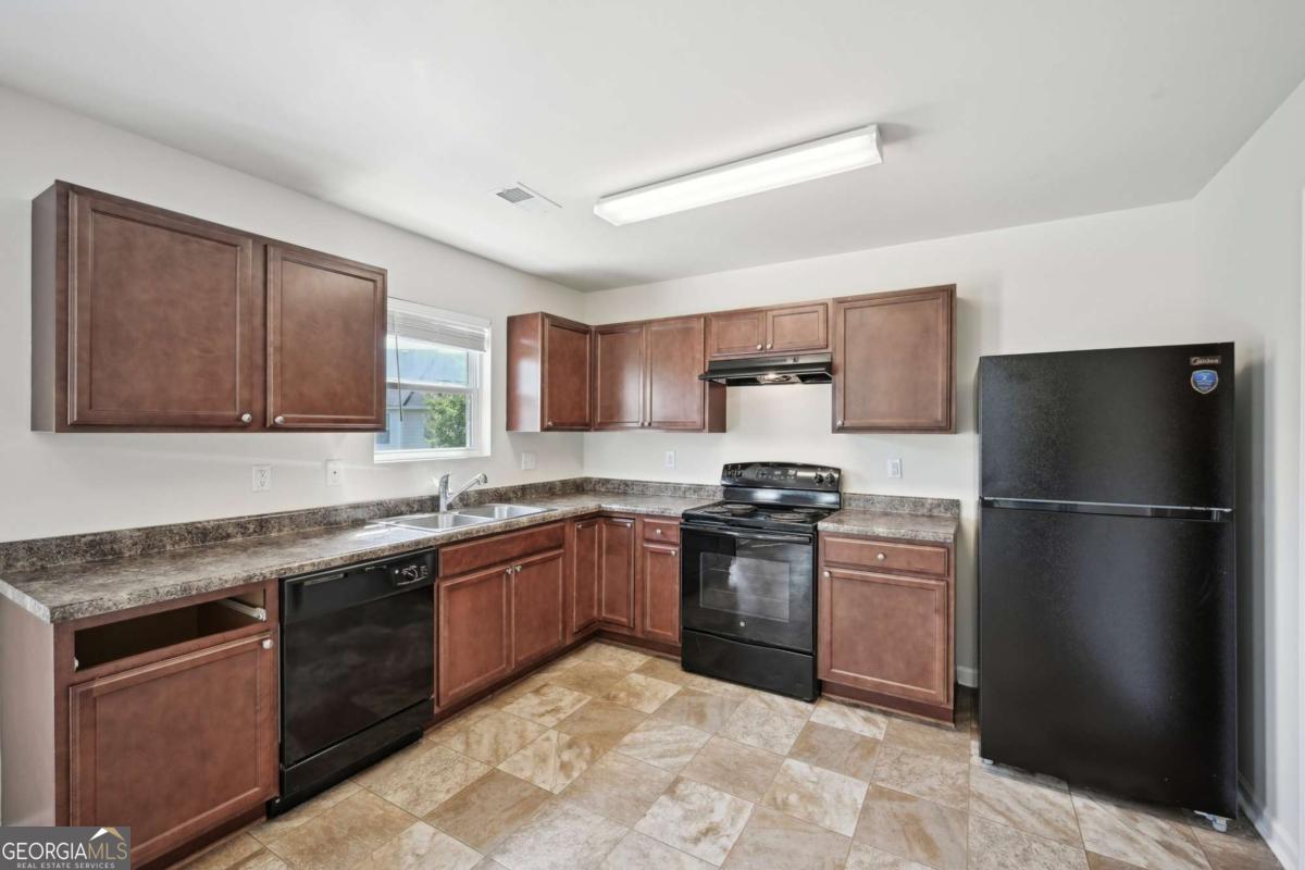 5675 Laurel Ridge Circle Property Photo 15