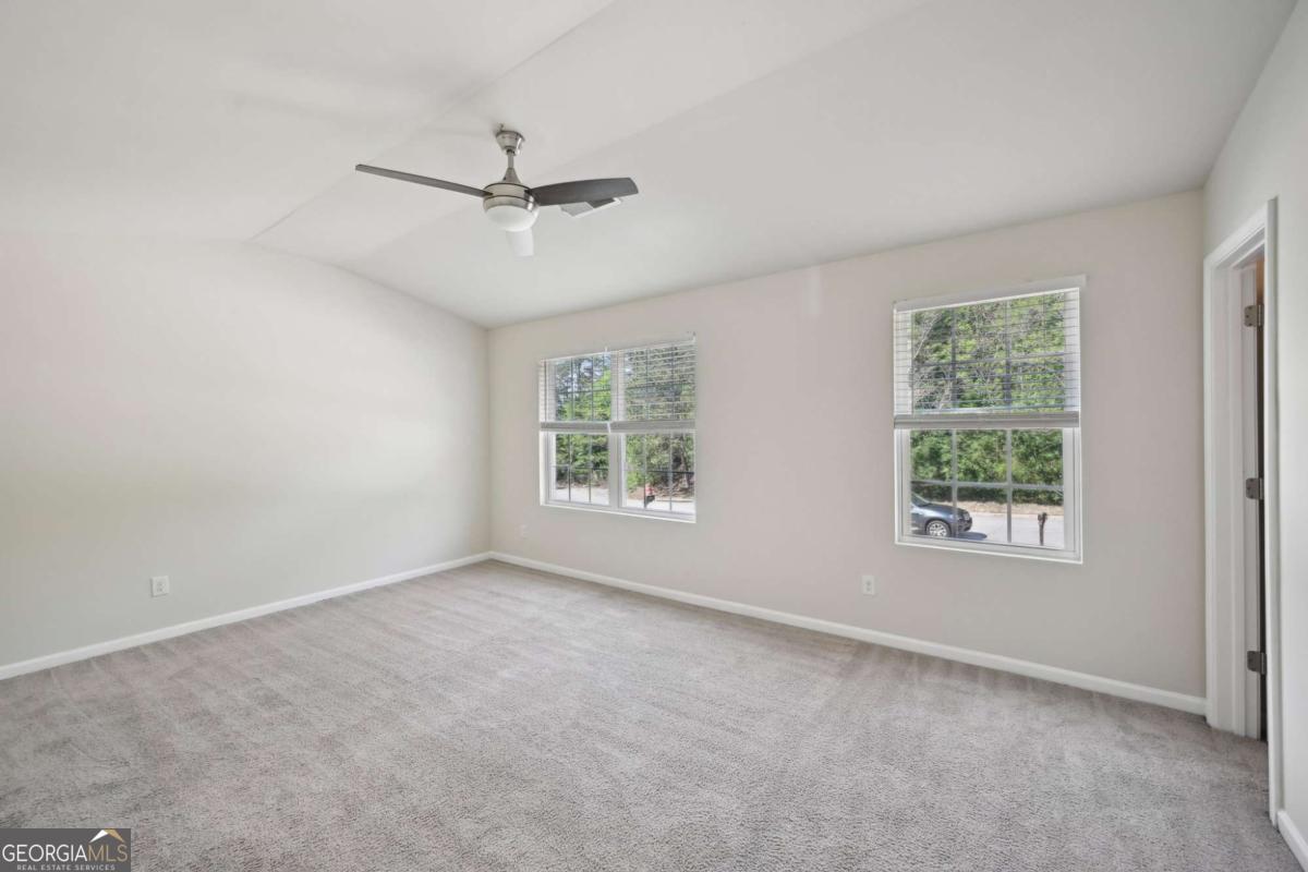 5675 Laurel Ridge Circle Property Photo 20