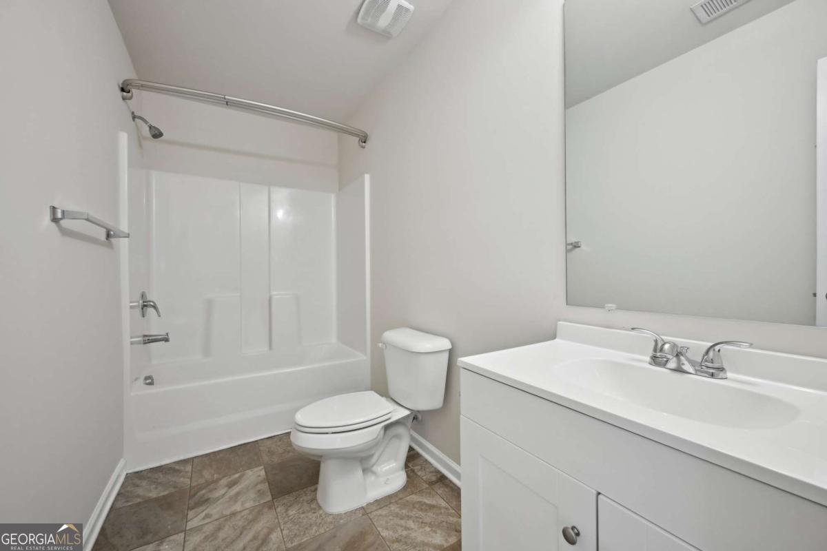 5675 Laurel Ridge Circle Property Photo 31