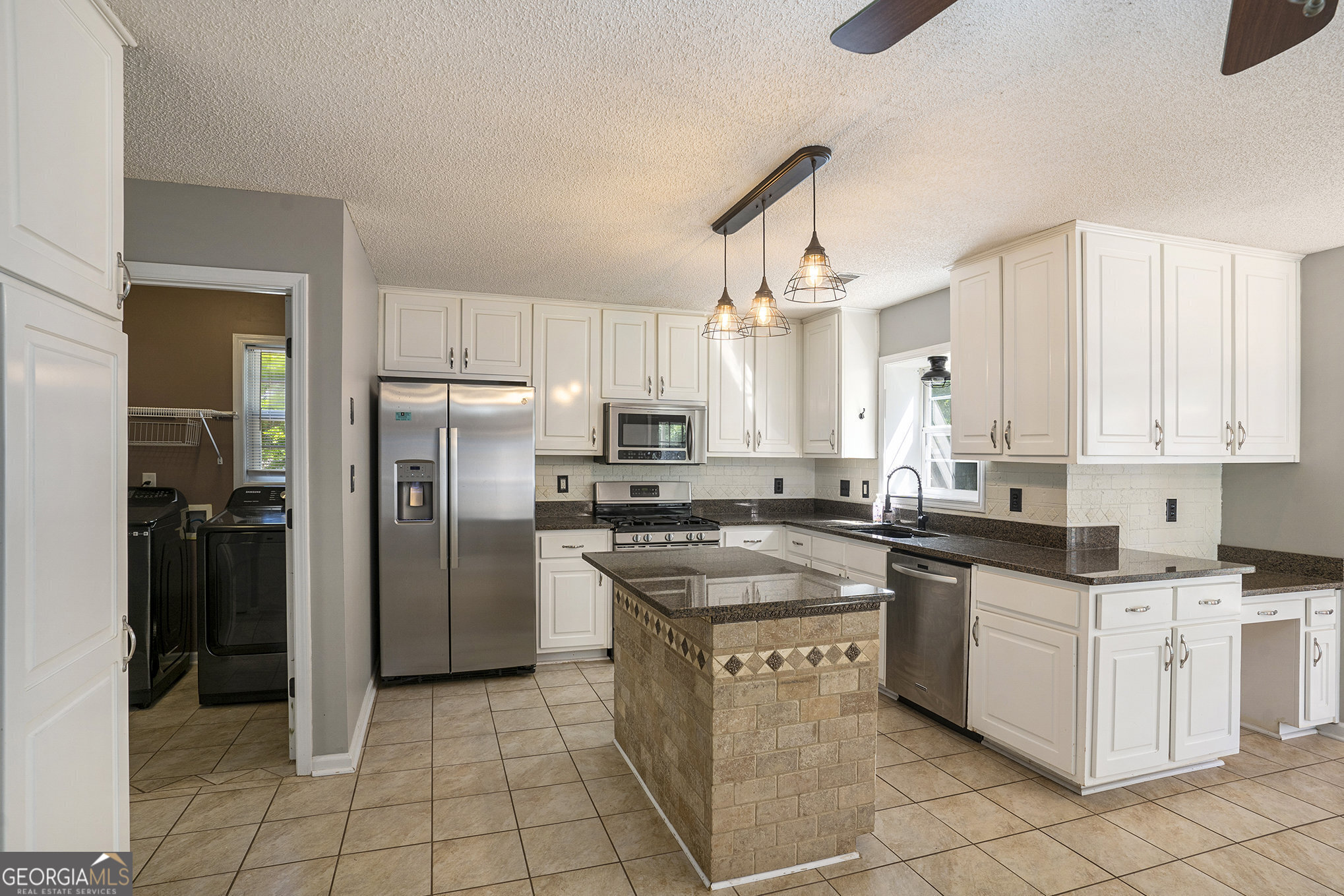2023 Reserve Parkway Property Photo 5
