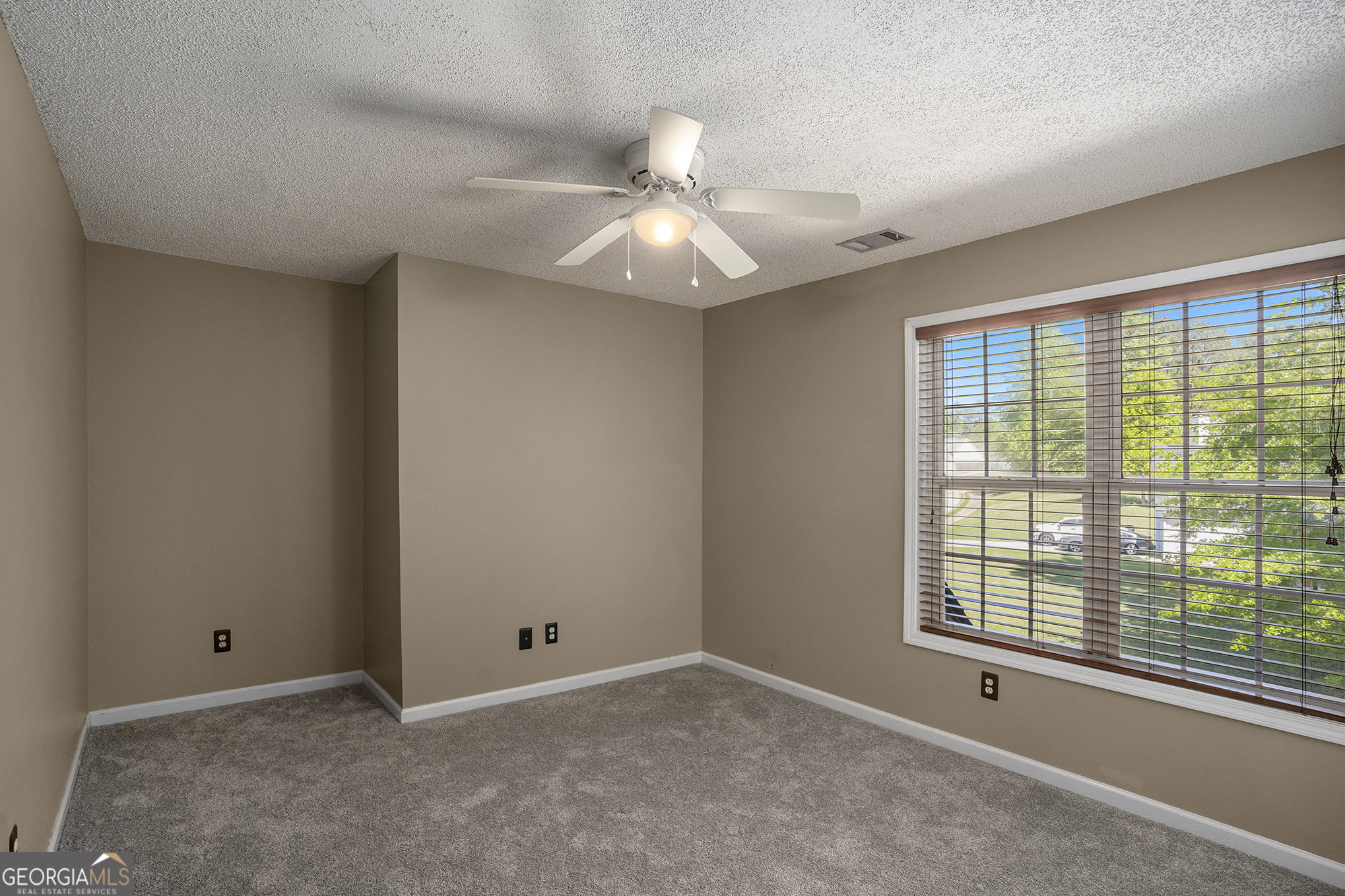 2023 Reserve Parkway Property Photo 18
