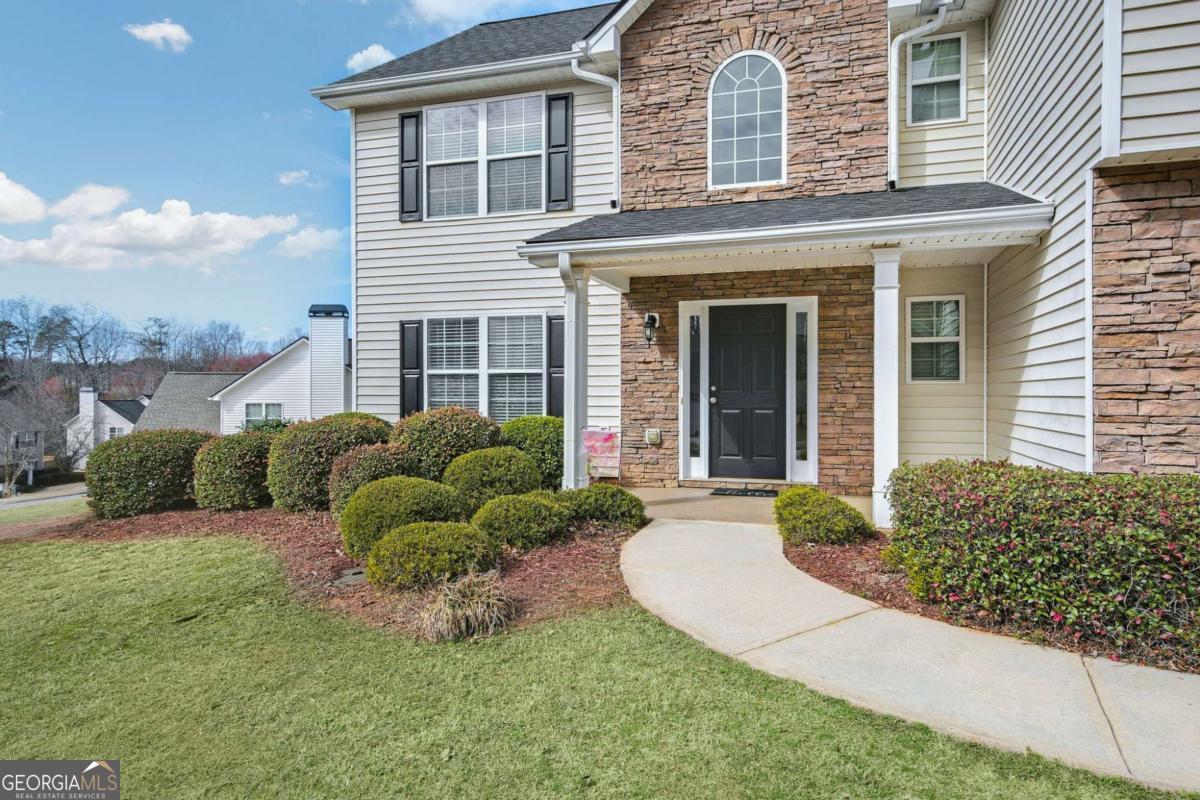 3426 Bridle Brook Drive Property Photo 4
