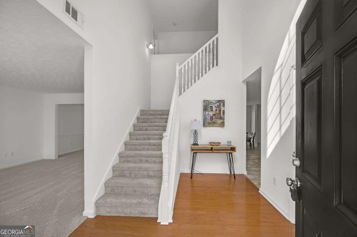 3426 Bridle Brook Drive Property Photo 5