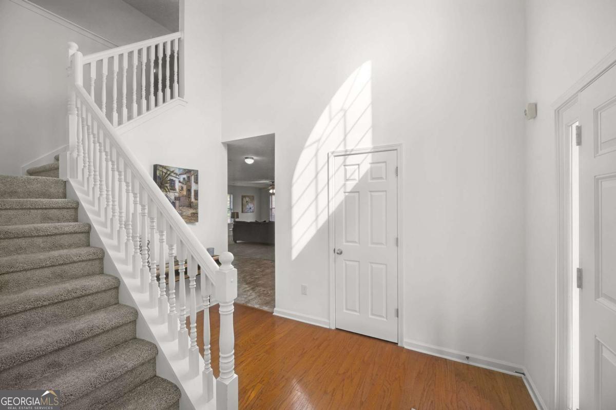 3426 Bridle Brook Drive Property Photo 6