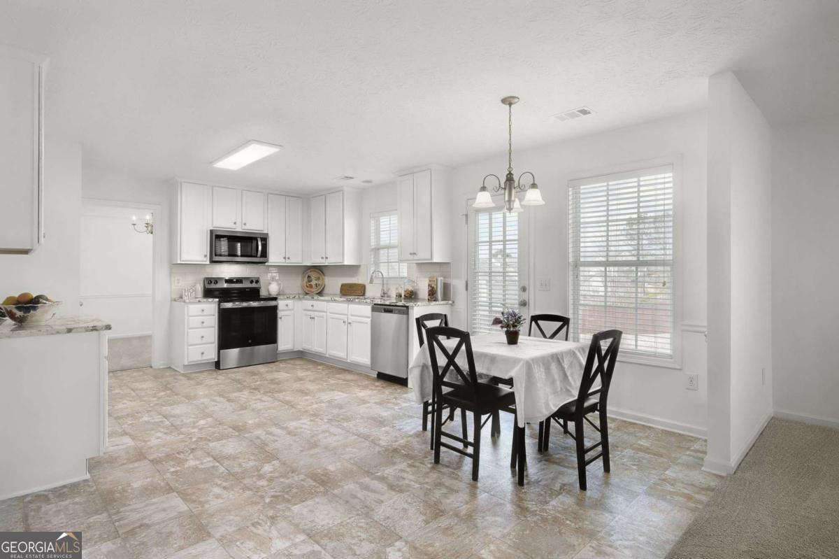 3426 Bridle Brook Drive Property Photo 22