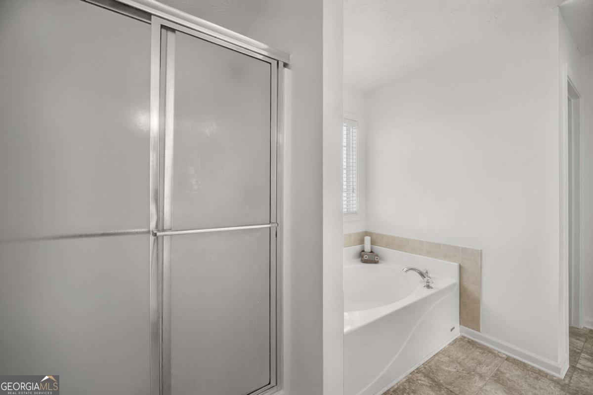 3426 Bridle Brook Drive Property Photo 29