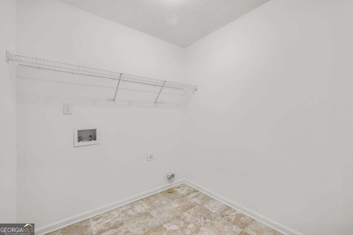 3426 Bridle Brook Drive Property Photo 31