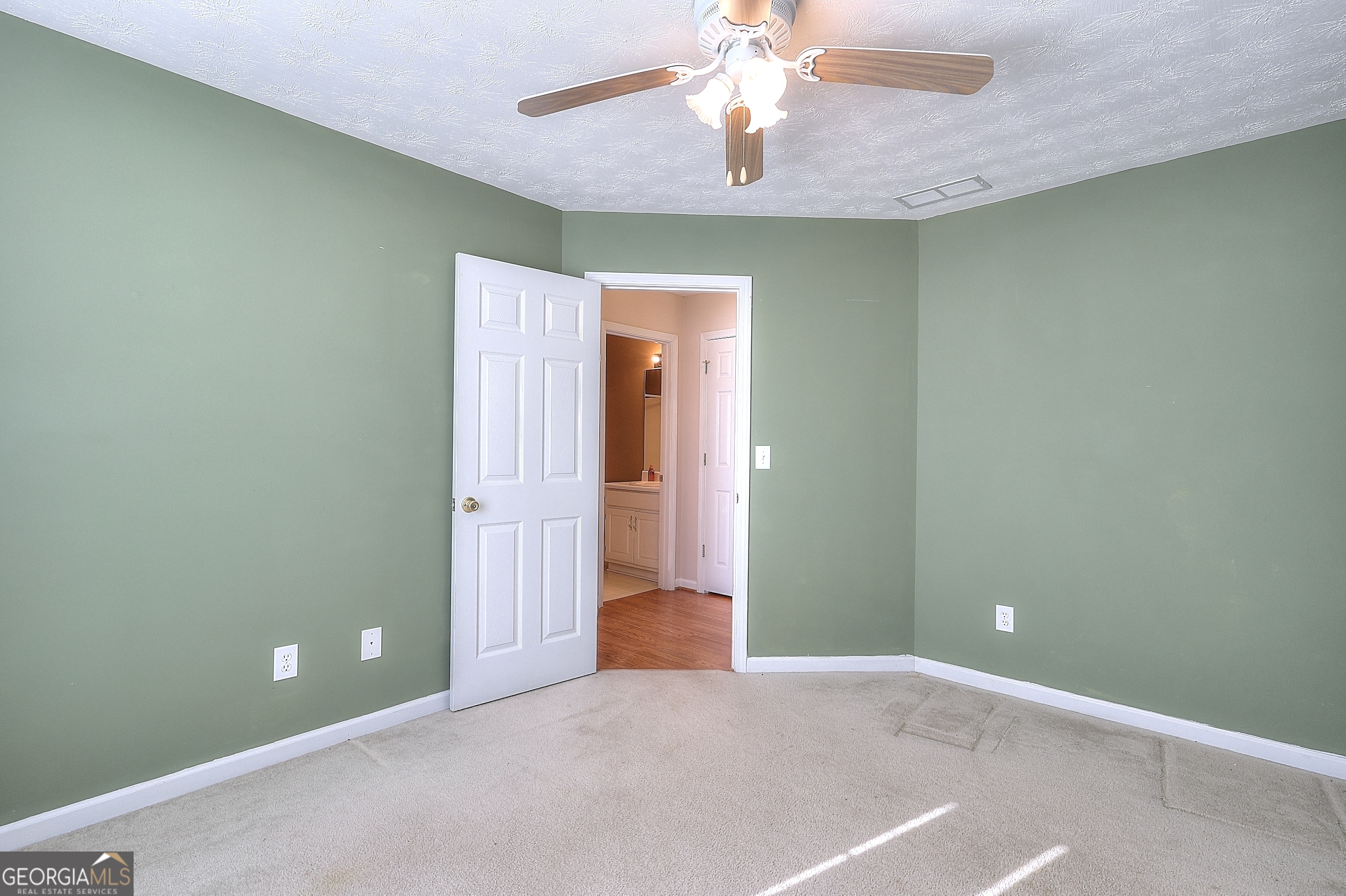 435 Towler Court Property Photo 17