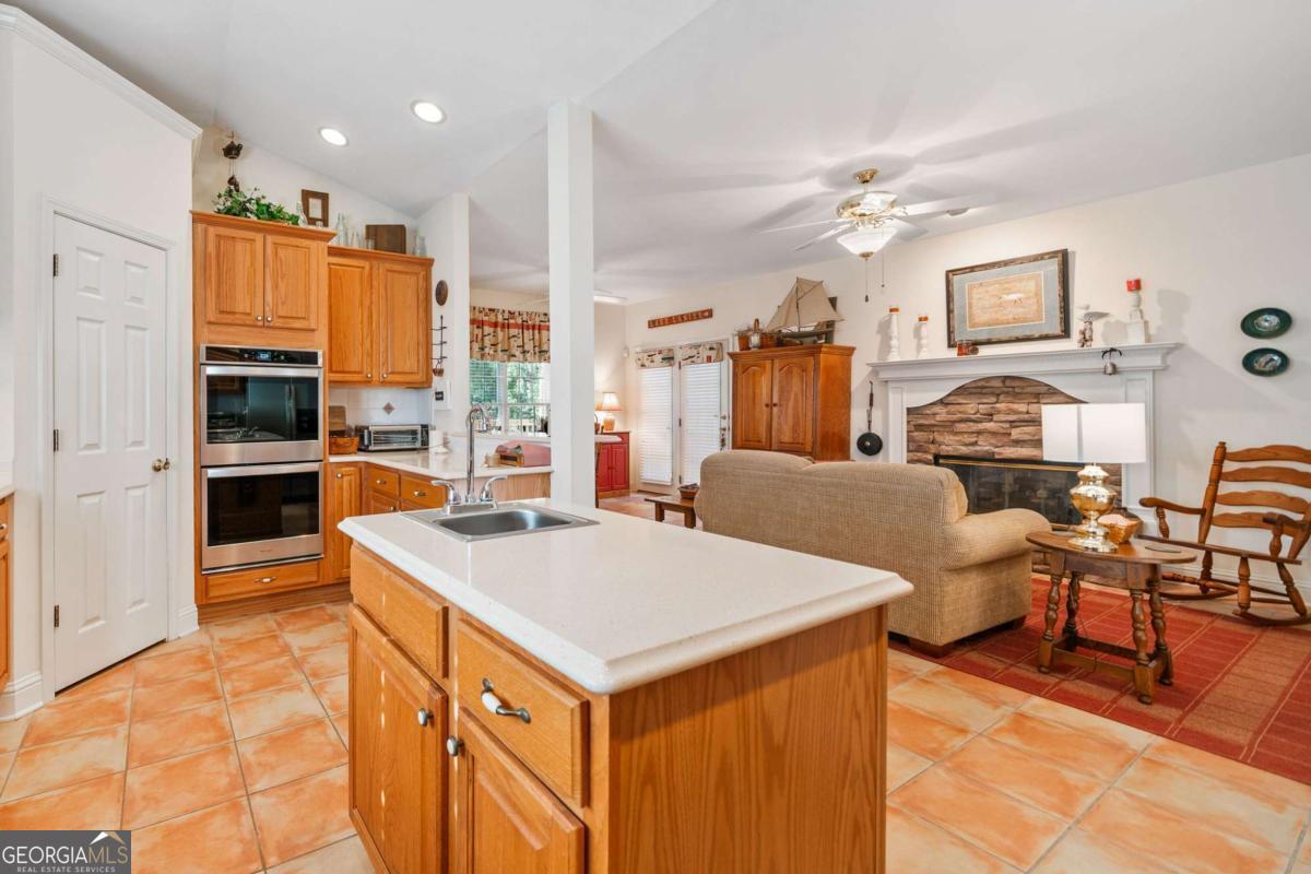 7420 Colony Court Property Photo 8