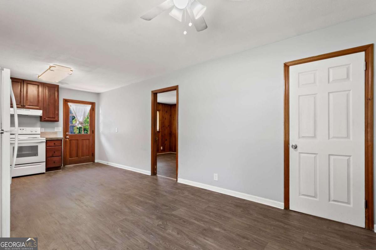 2307 Woodridge Drive Property Photo 11