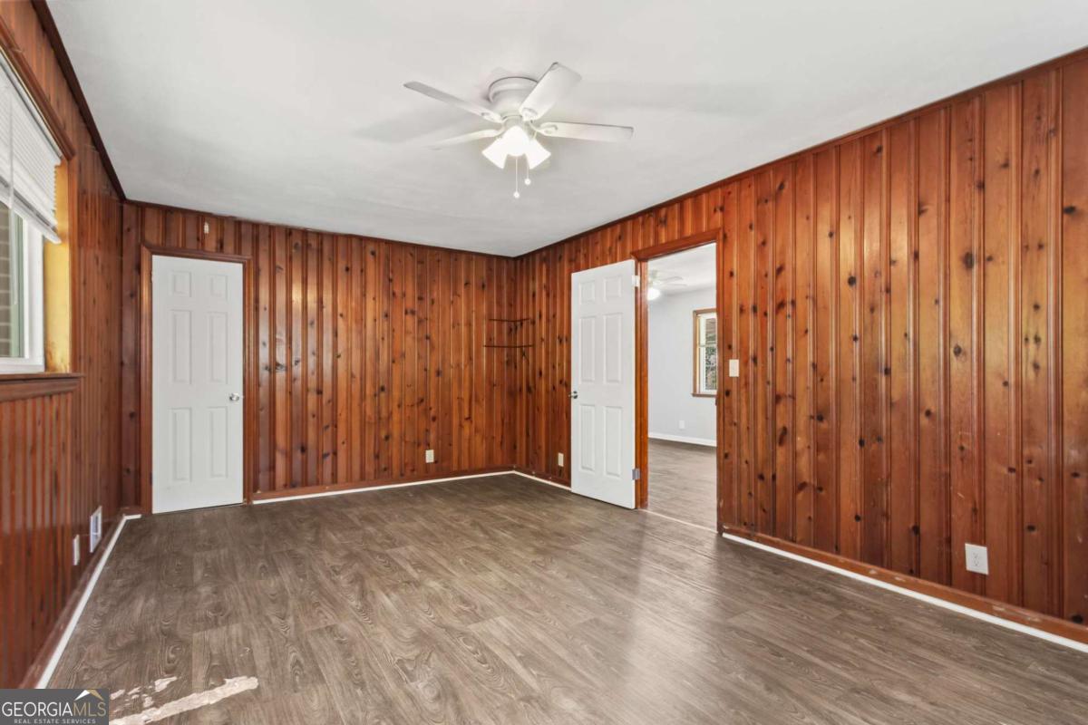 2307 Woodridge Drive Property Photo 13