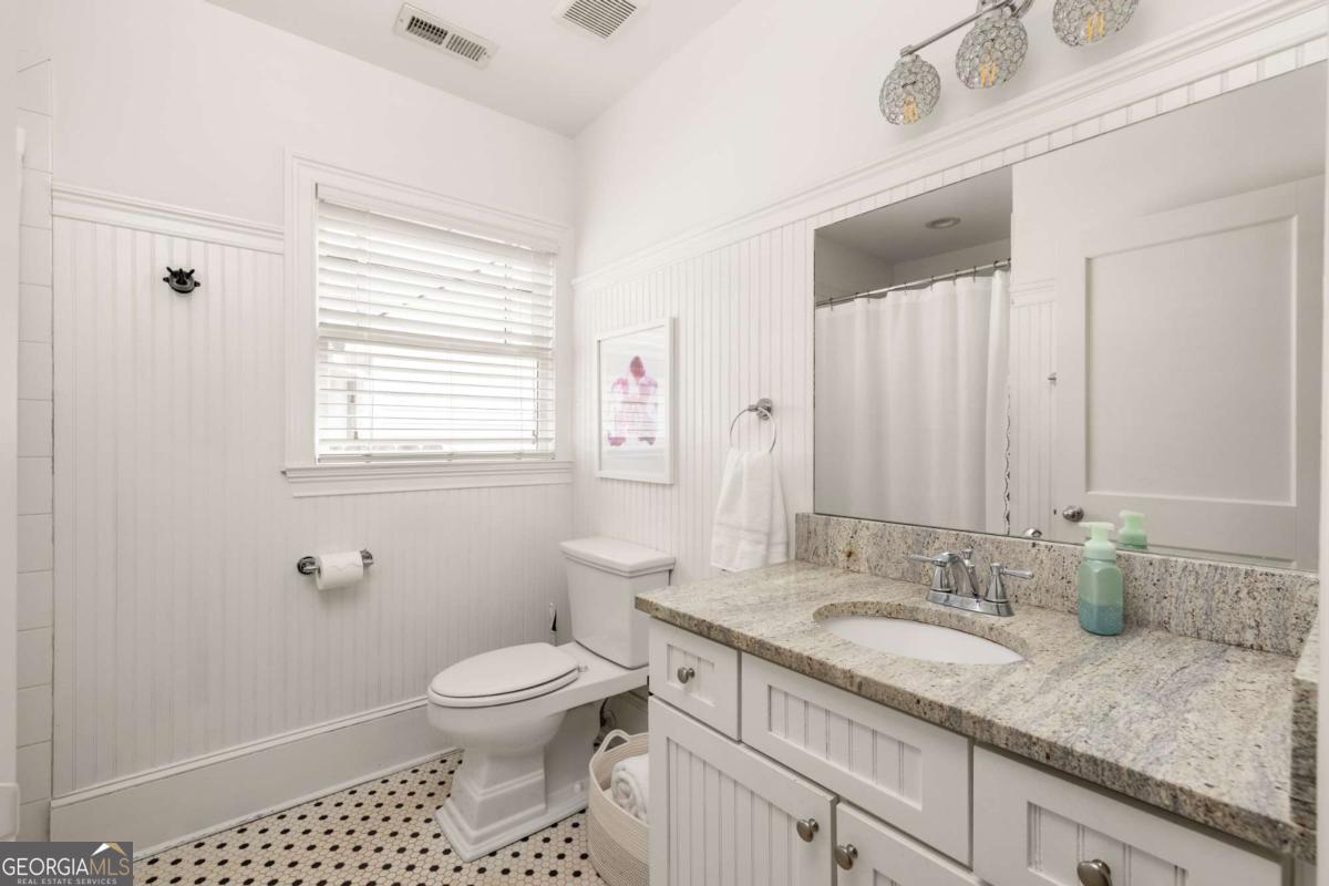 27 Spence Avenue Ne Property Photo 23