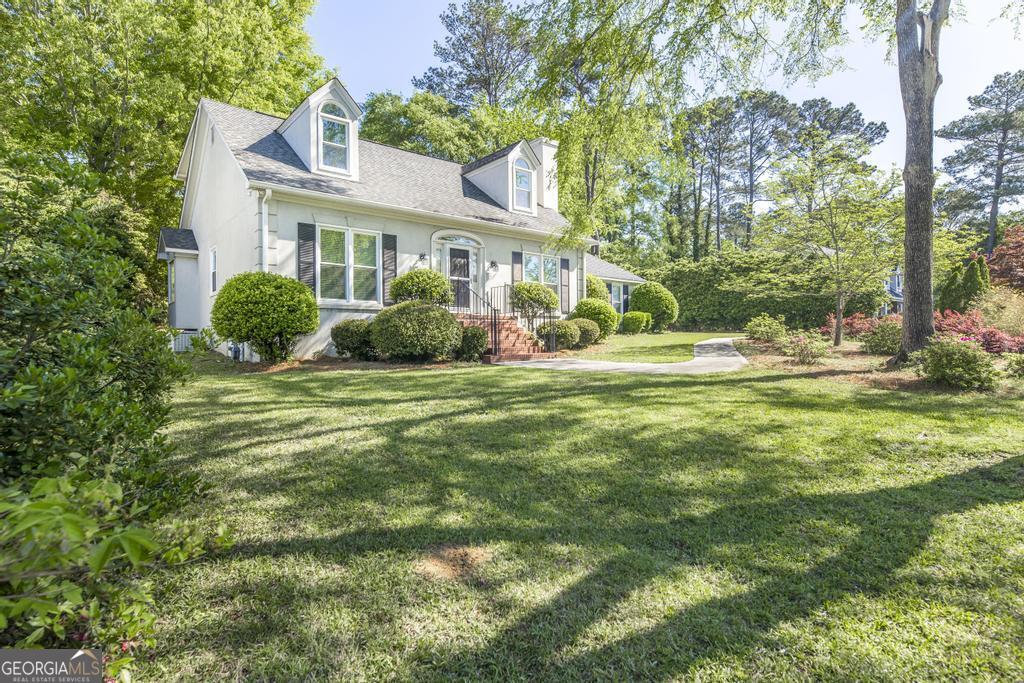 629 Chastain Place Property Photo 3