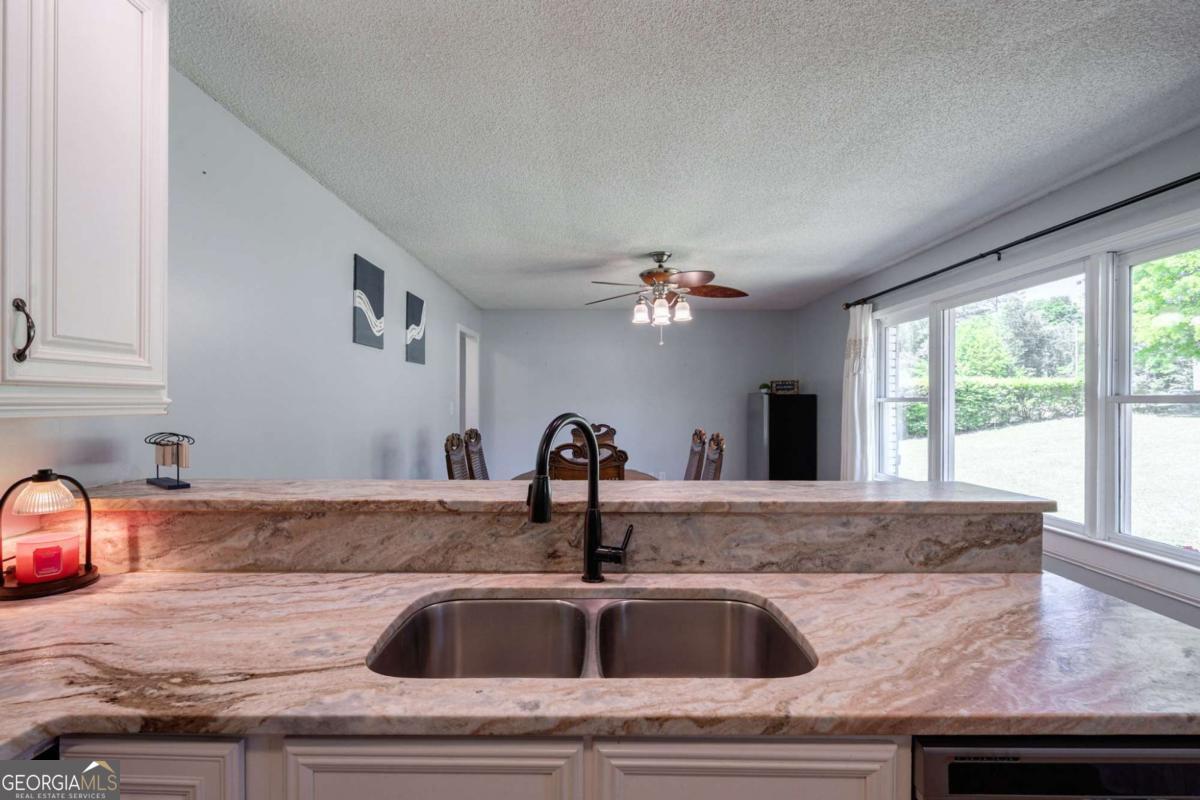 6020 High Shoals Road Property Photo 8