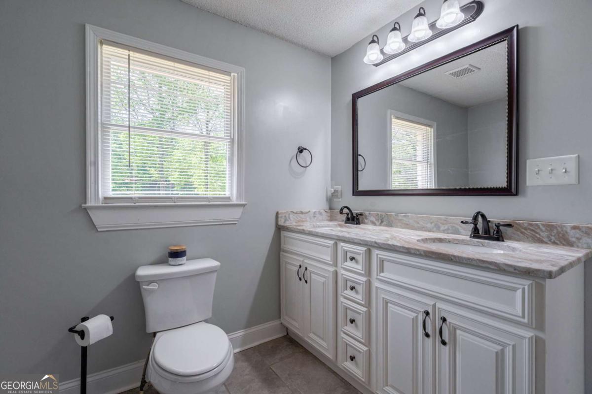 6020 High Shoals Road Property Photo 17