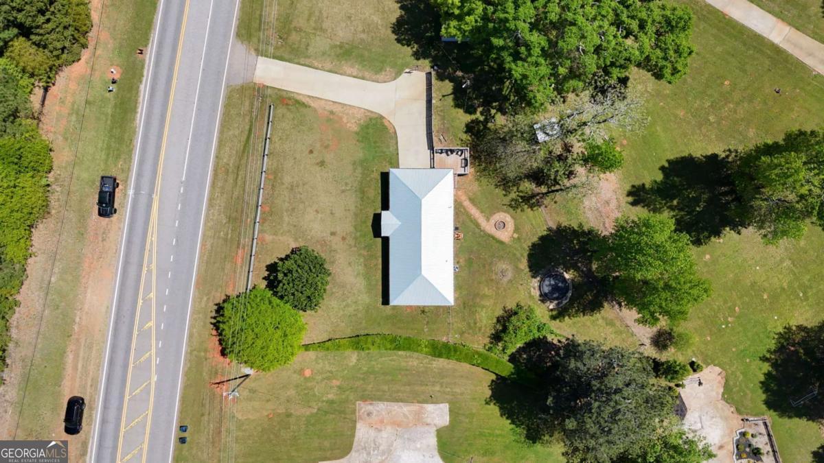 6020 High Shoals Road Property Photo 37