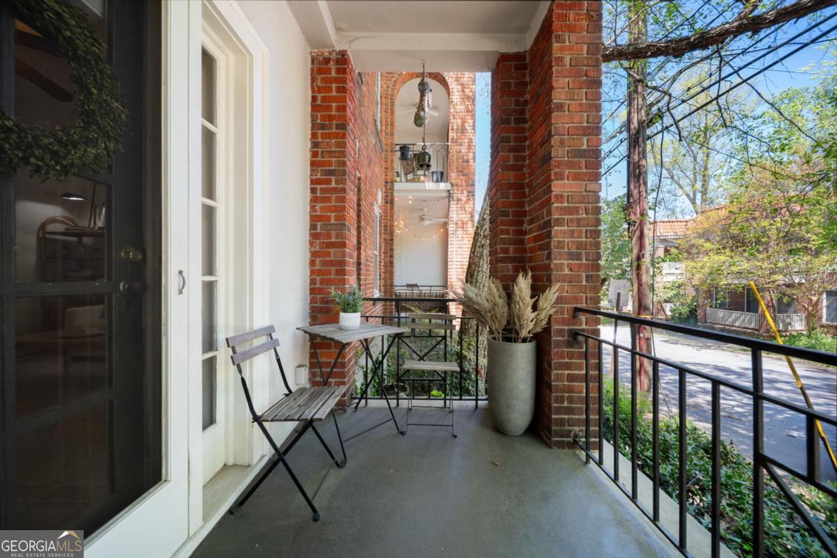 794 Frederica Street Ne # 2 Property Photo 16