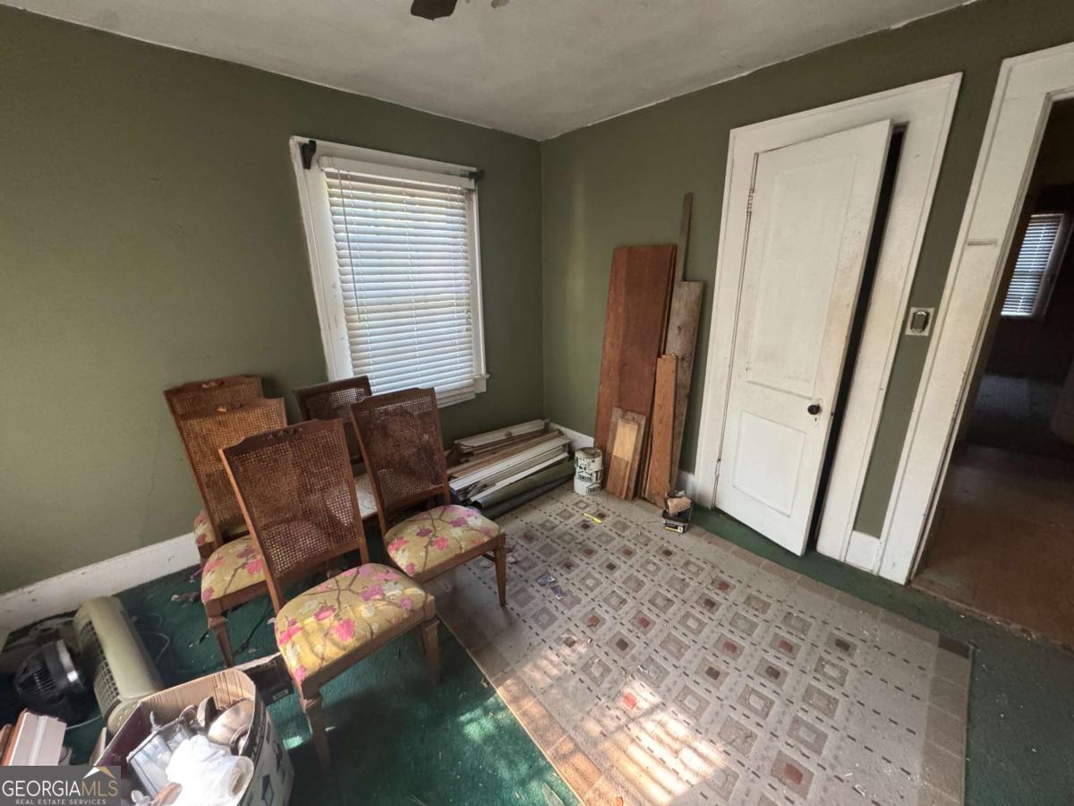 1727 Eveline Avenue Property Photo 4