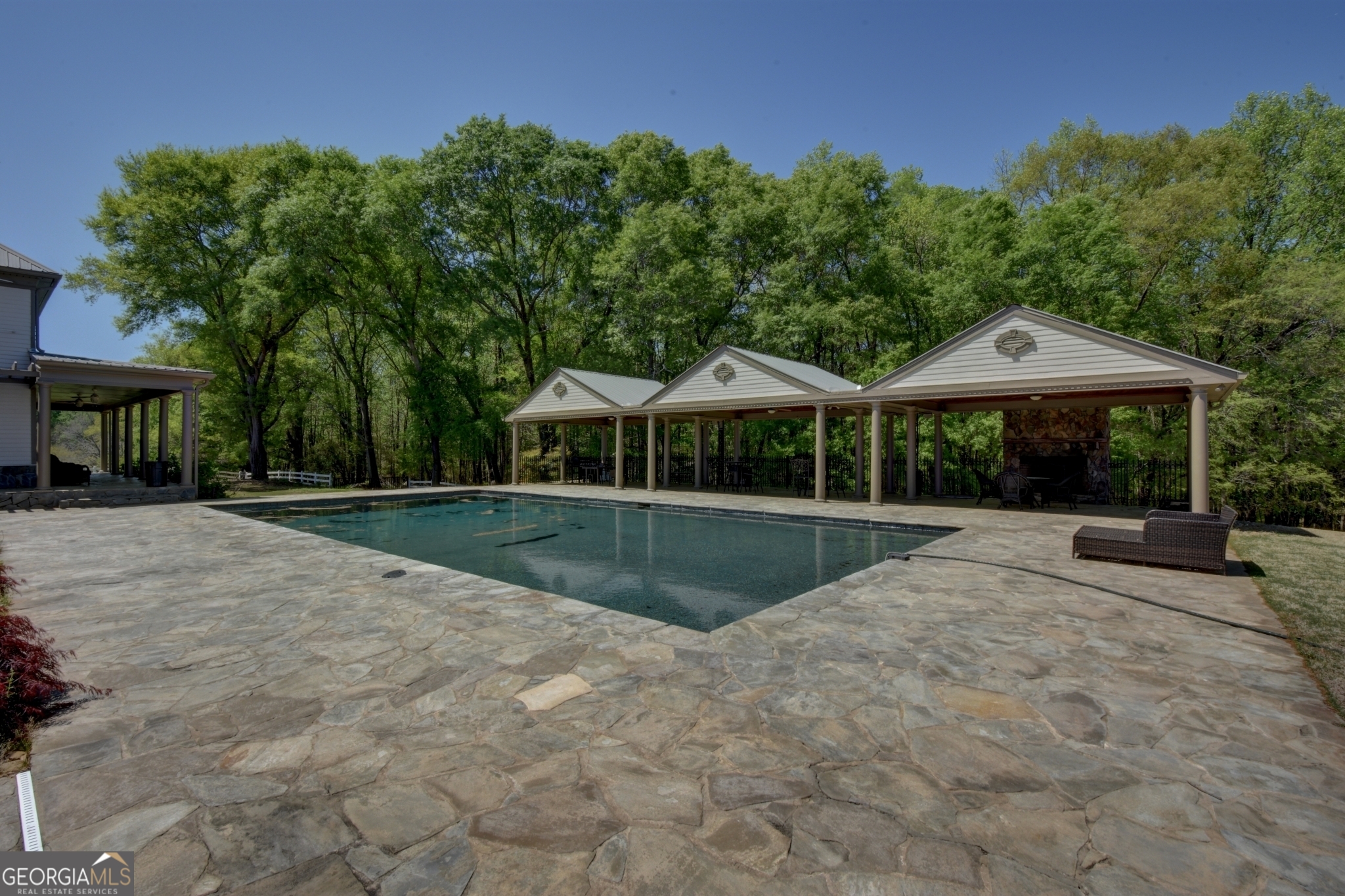 7527 Highway 326 Property Photo 6