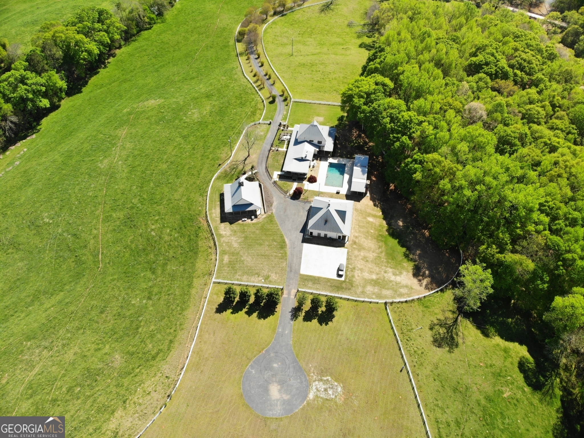 7527 Highway 326 Property Photo 8