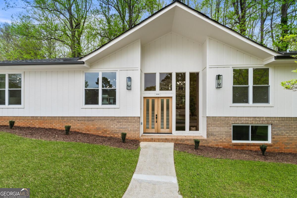 3805 Cloudland Drive Se Property Photo 6