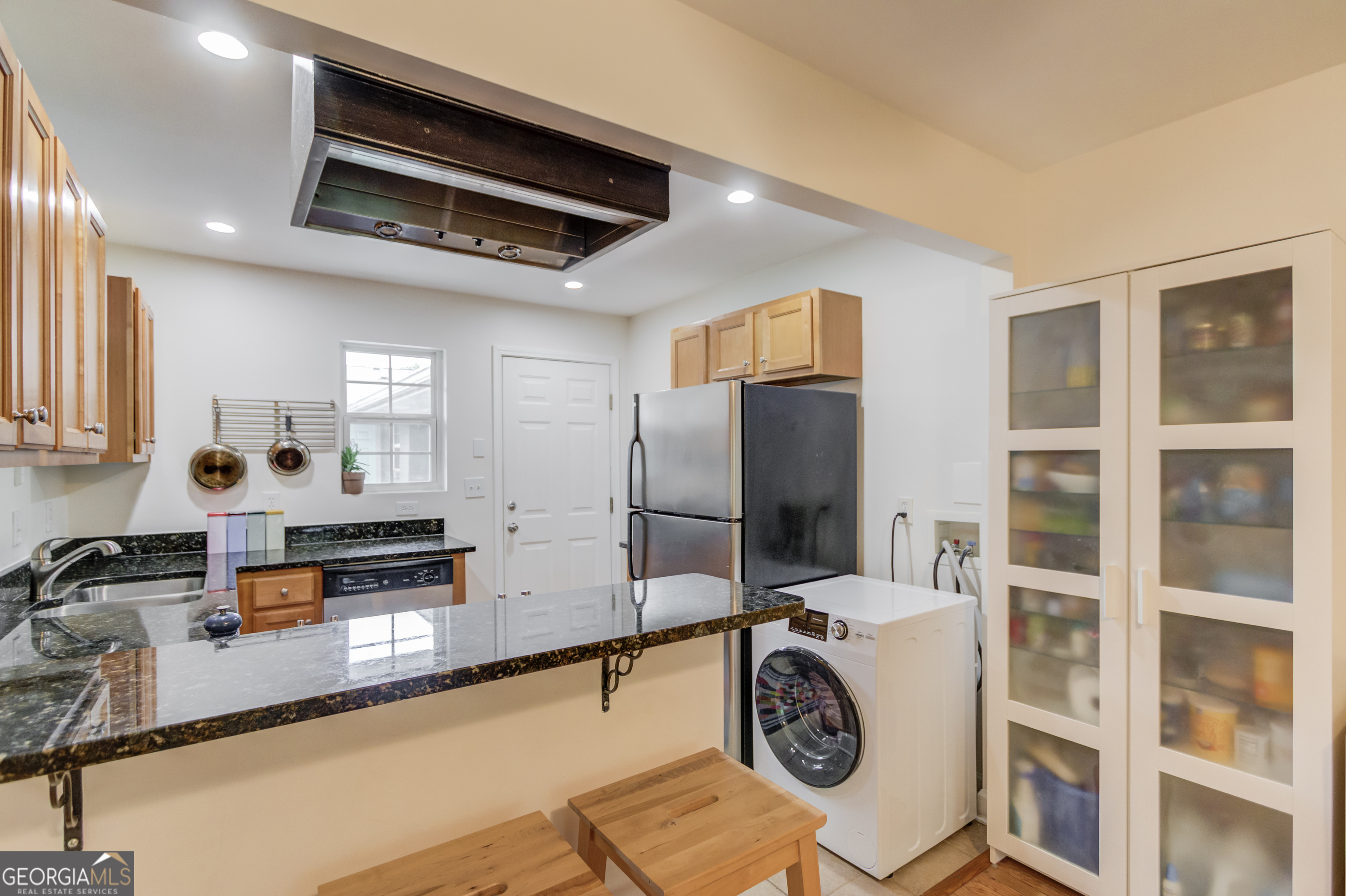 210 Sampson Street Ne # 8 Property Photo 13