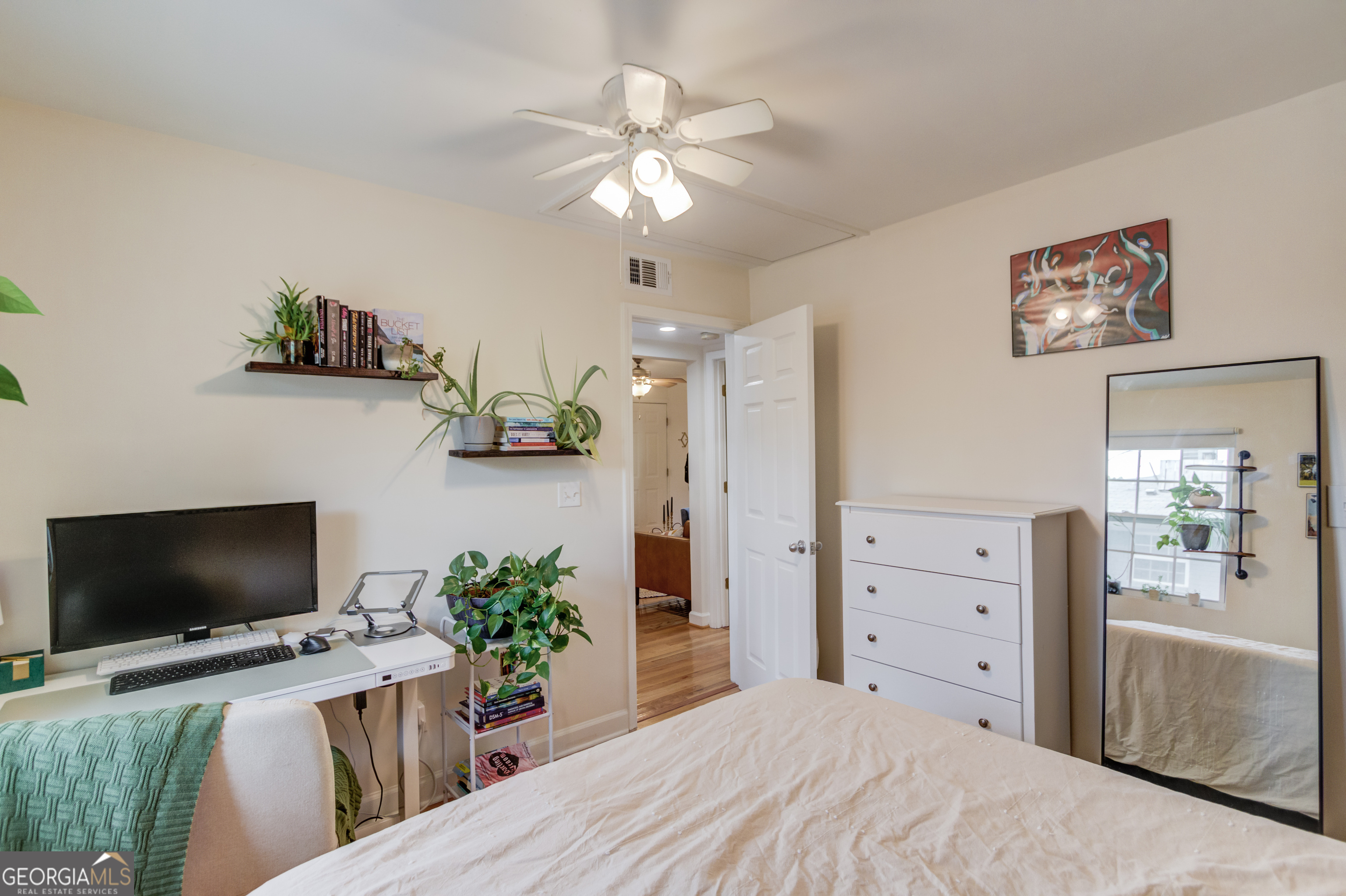 210 Sampson Street Ne # 8 Property Photo 19