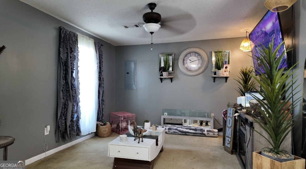 110 W Oak Manor Court Property Photo 3