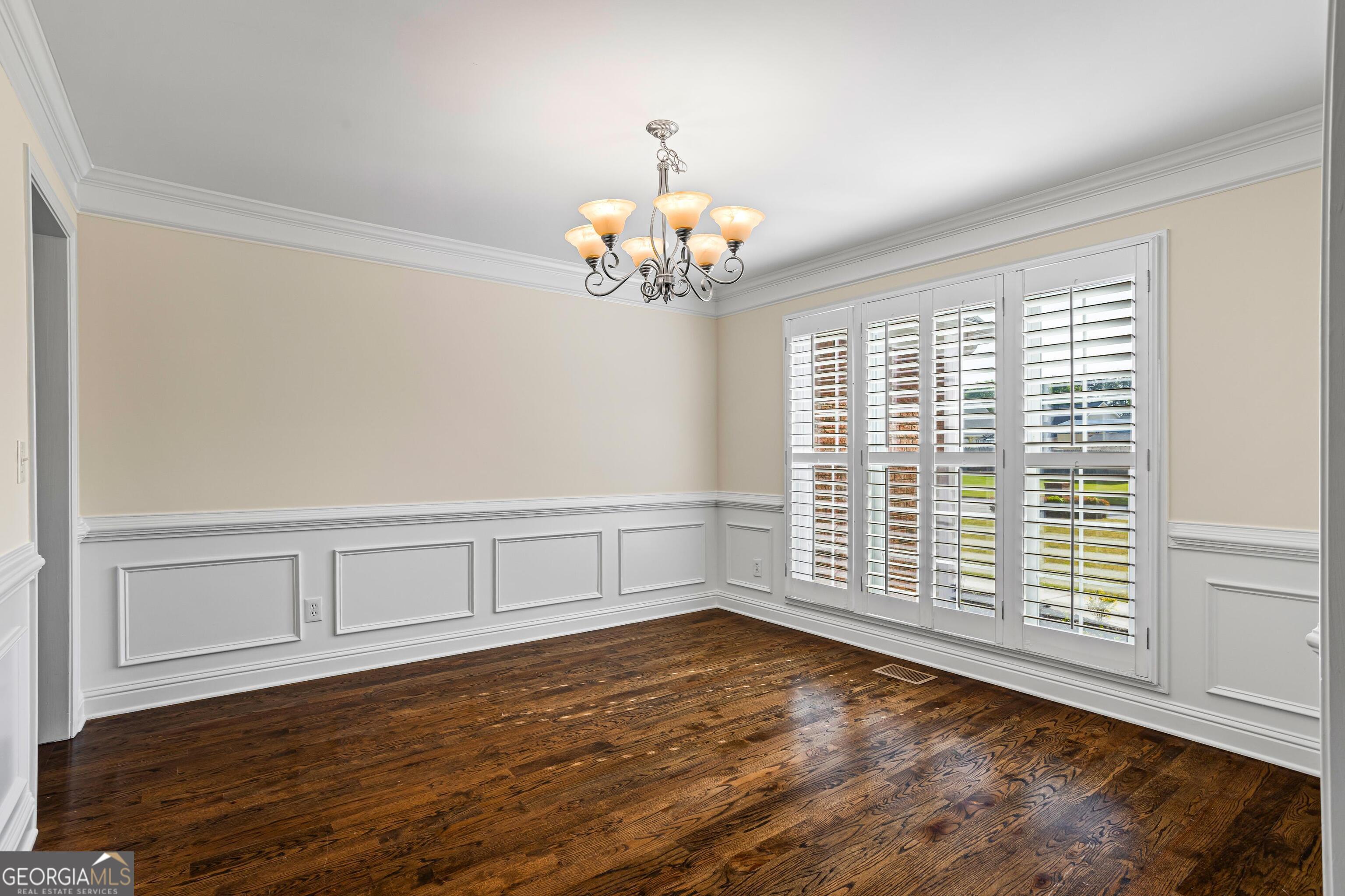 1213 Blue Springs Drive Property Photo 6