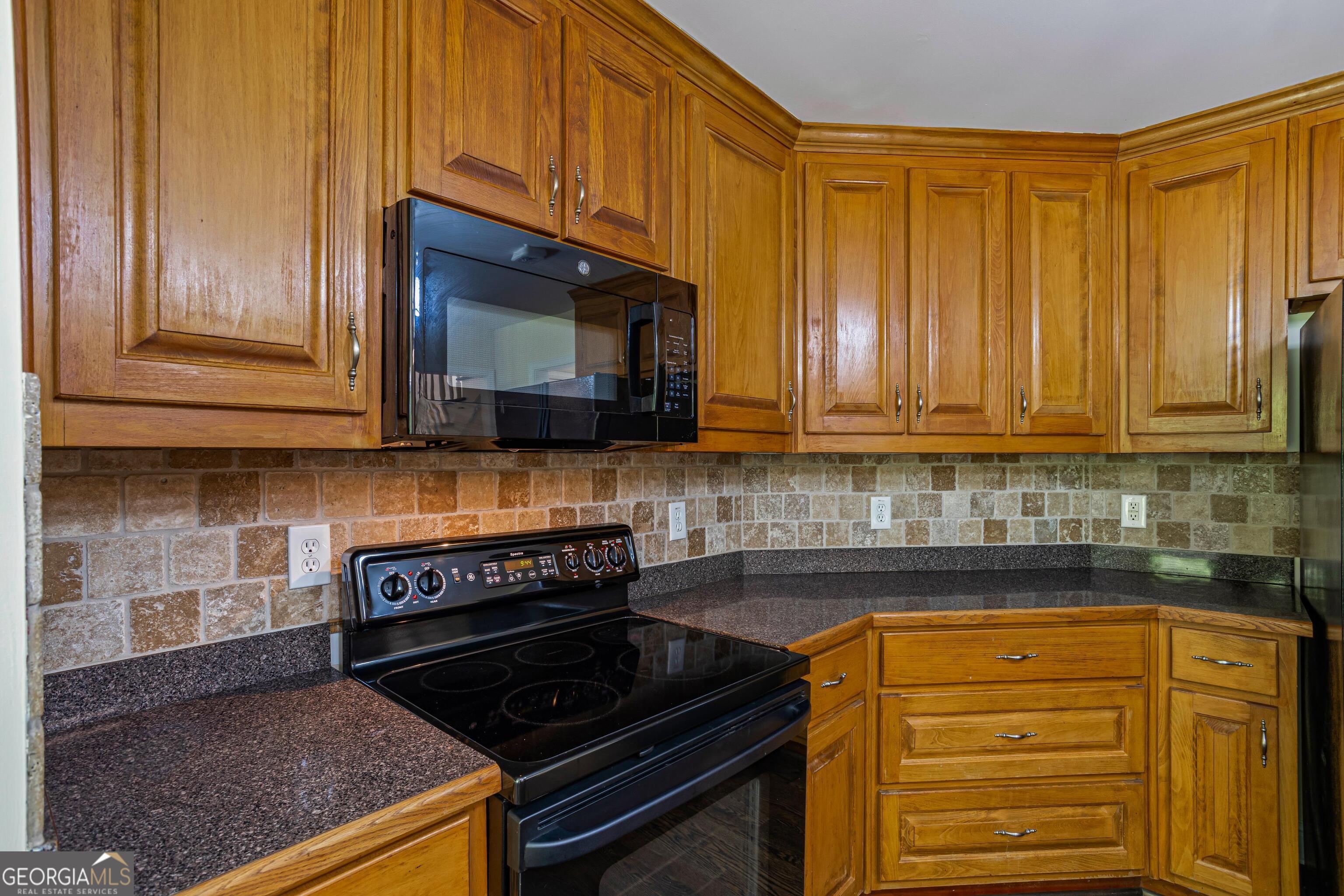 1213 Blue Springs Drive Property Photo 13