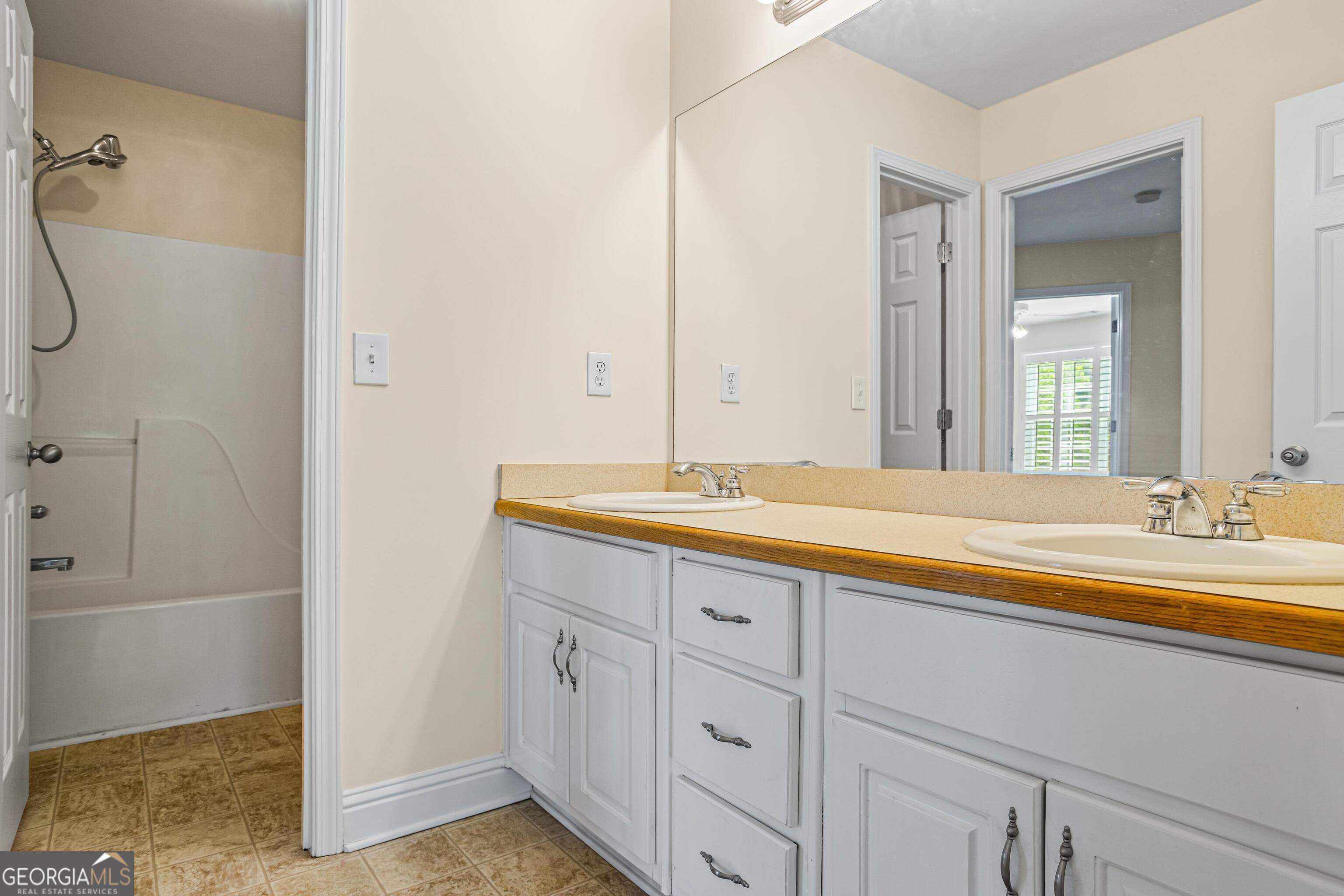 1213 Blue Springs Drive Property Photo 31