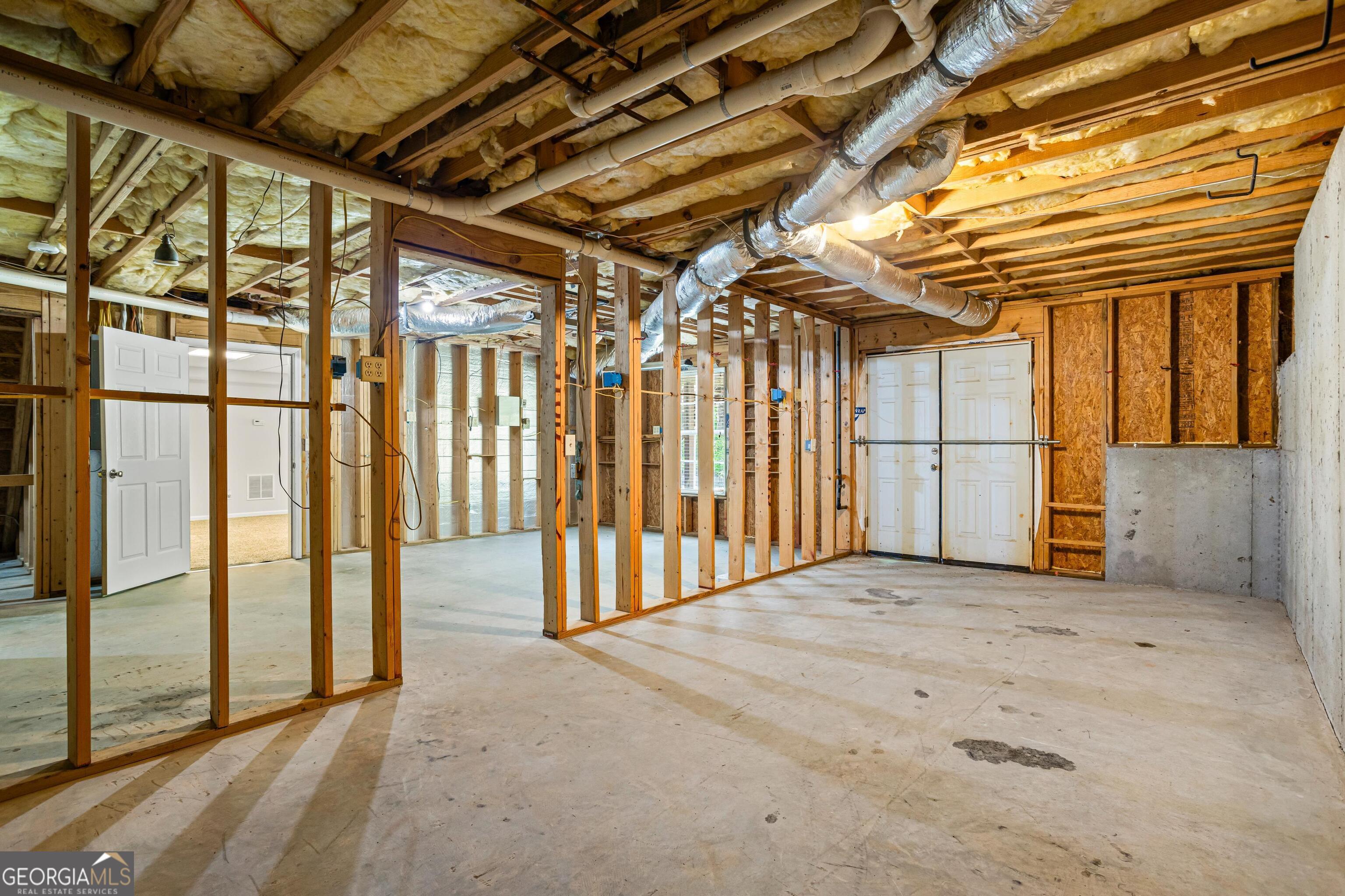 1213 Blue Springs Drive Property Photo 41