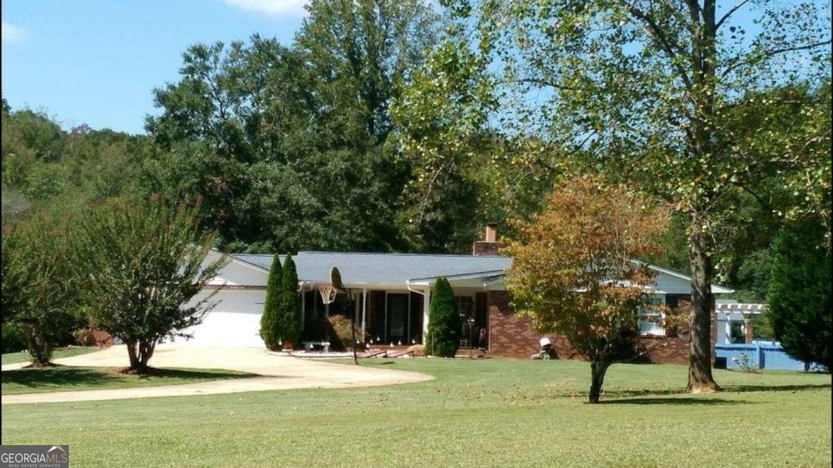 2100 Rays Church Road Property Photo 2
