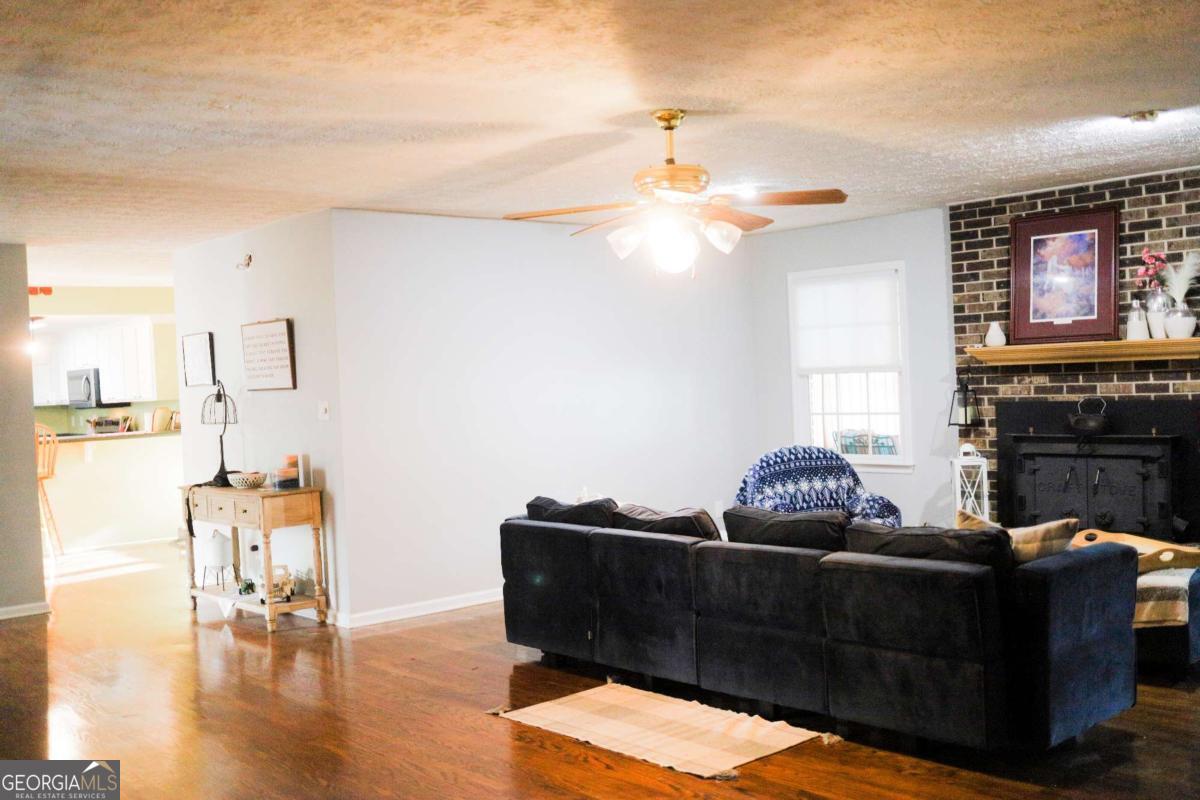2100 Rays Church Road Property Photo 8