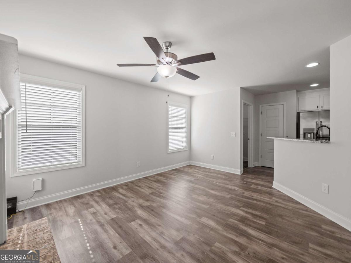 385 Finch Landing Road Property Photo 10