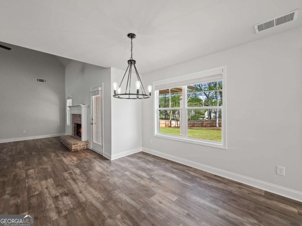 385 Finch Landing Road Property Photo 21