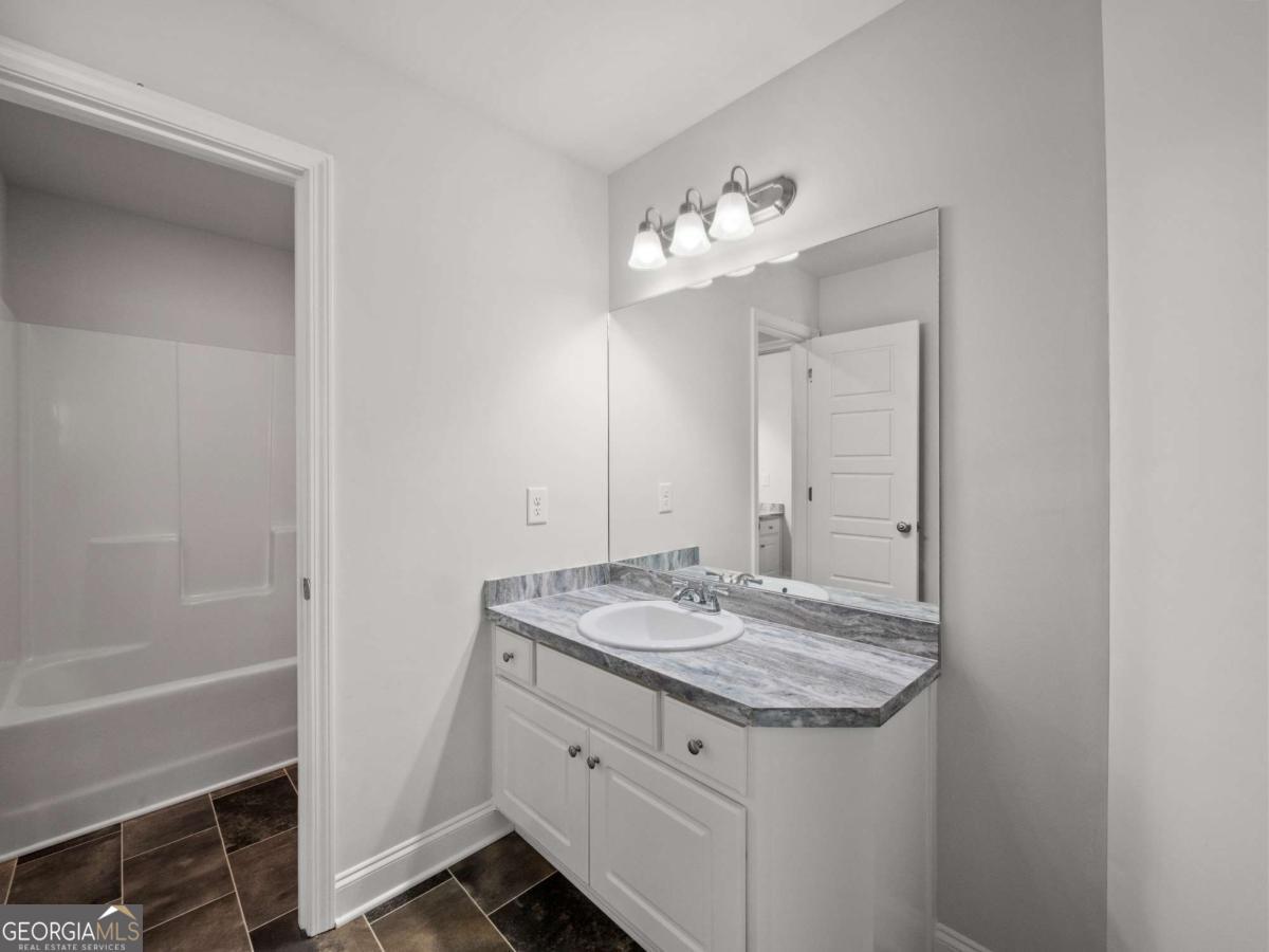 385 Finch Landing Road Property Photo 41