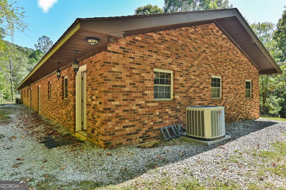 1163 Nickville Road Property Photo 33