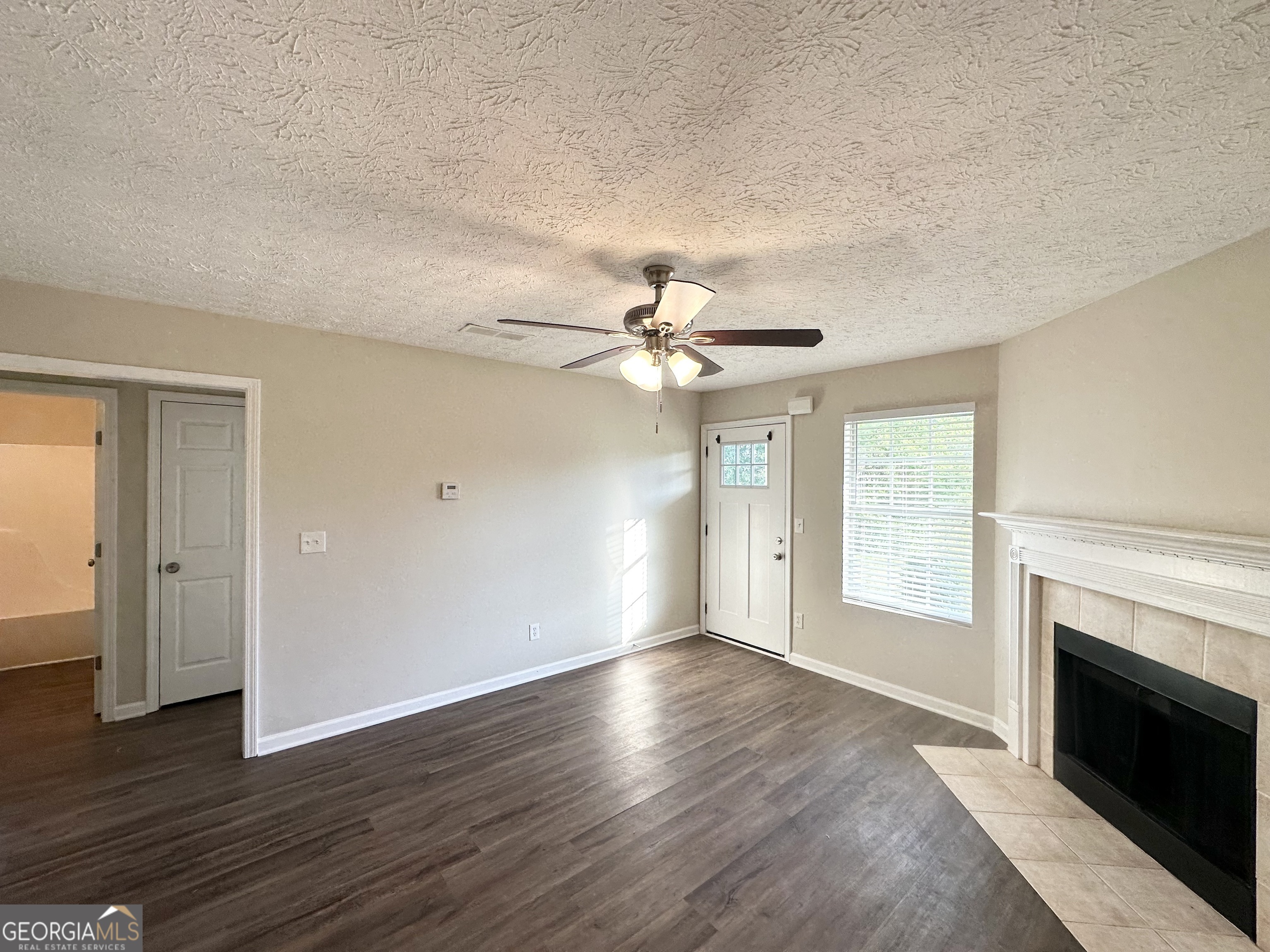 825 Rapid Court Property Photo 4