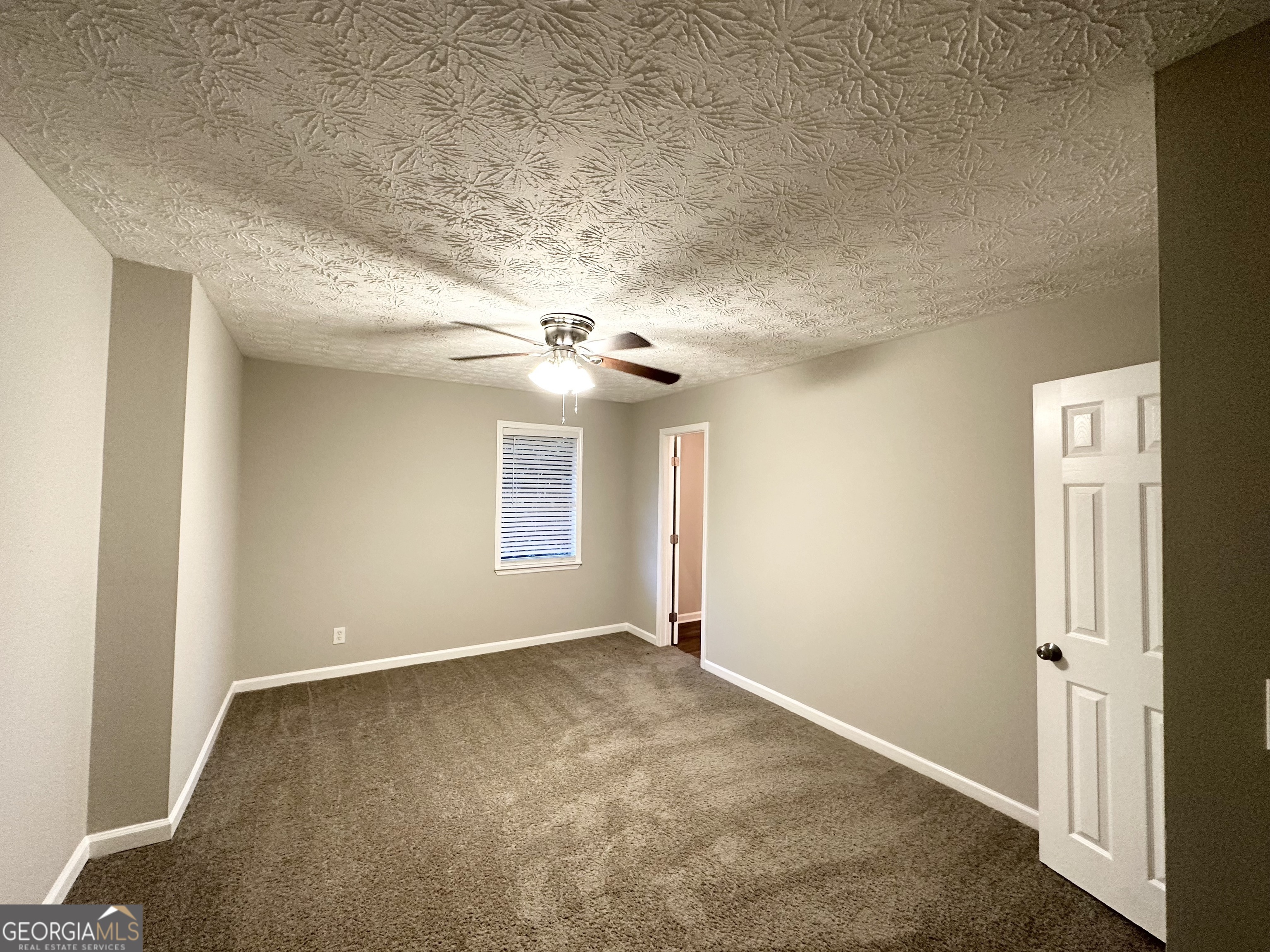 659 Country Club Road Property Photo 11
