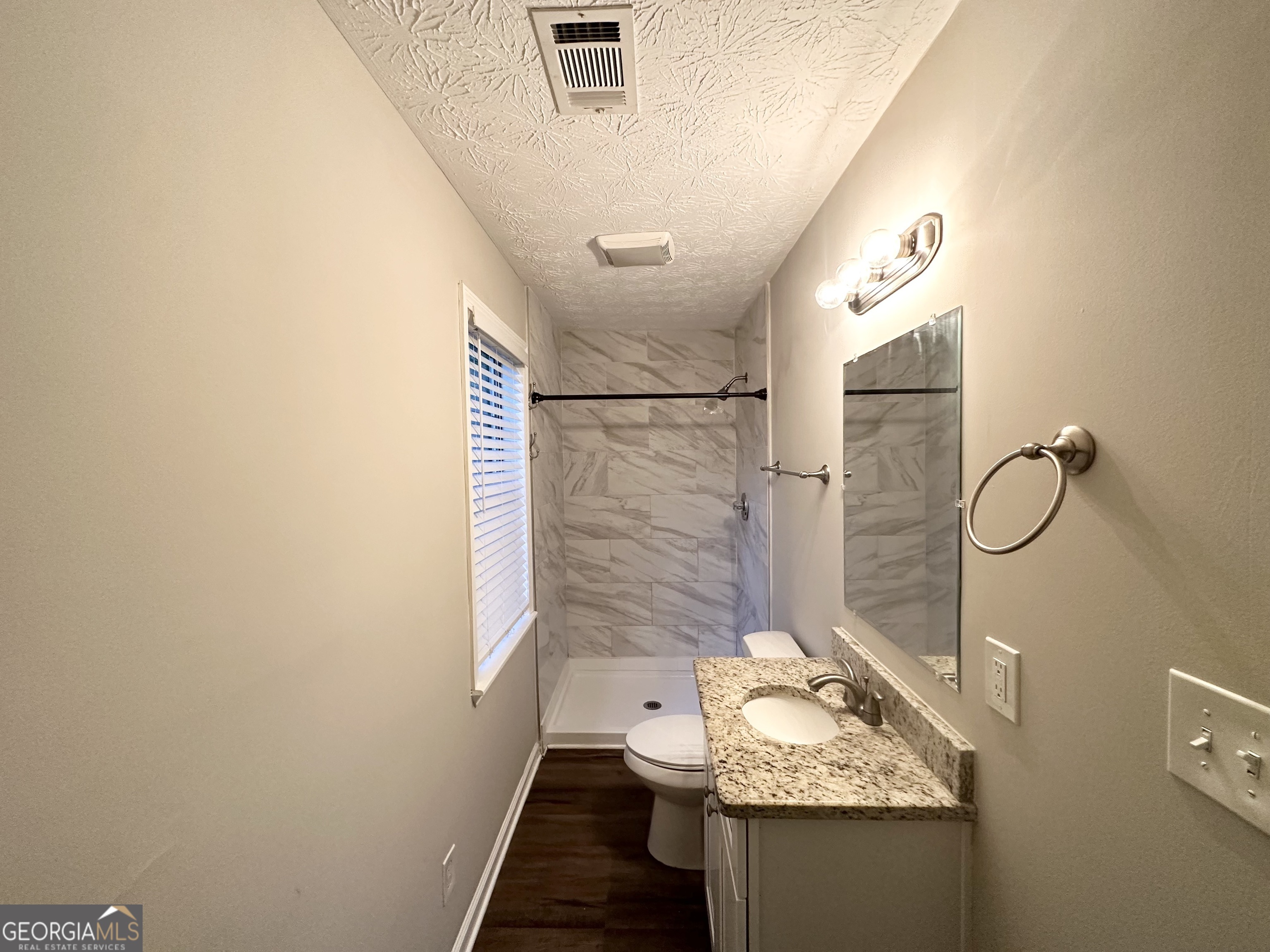 659 Country Club Road Property Photo 12
