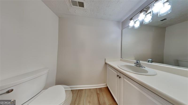 1704 Yarborough Drive Property Photo 11