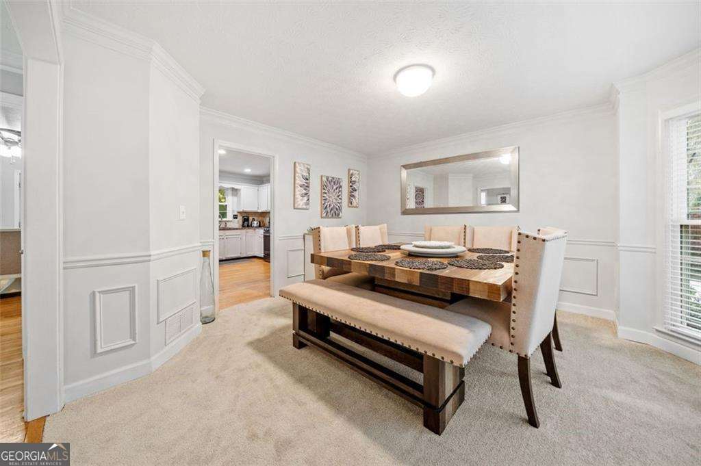 401 Briardale Court Property Photo 15