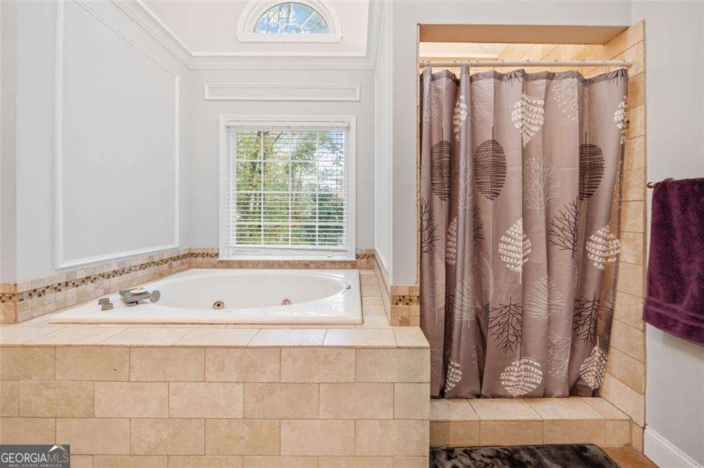 401 Briardale Court Property Photo 20