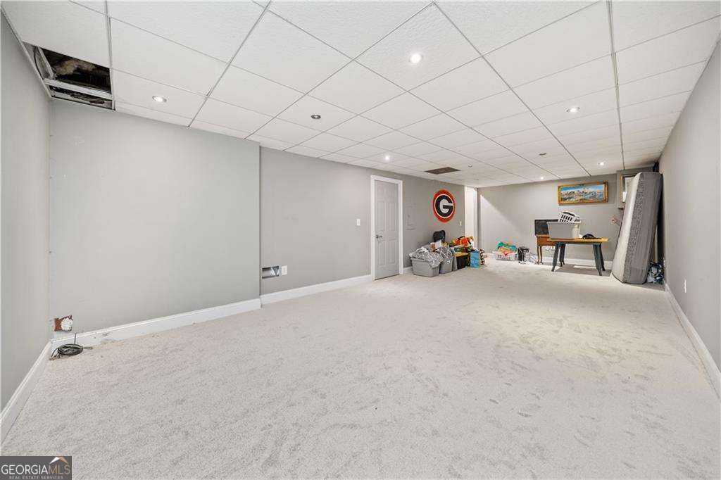 401 Briardale Court Property Photo 25